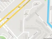 Ambulance met grote spoed naar de Haydnstraat in Capelle aan den IJssel