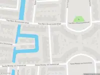 Ambulance met grote spoed naar de Suze Robertsonstraat in Spijkenisse