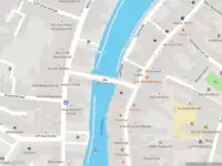 Ambulance met gepaste spoed naar de Nieuwbrug in Dordrecht