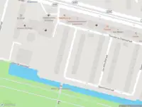 Ambulance met grote spoed naar de Johan Schippersplantsoen in Amsterdam