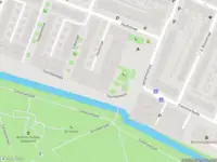 Ambulance met grote spoed naar de Spieghelplein in Alkmaar