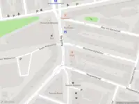 Ambulance met grote spoed naar de Bergweg in Rotterdam