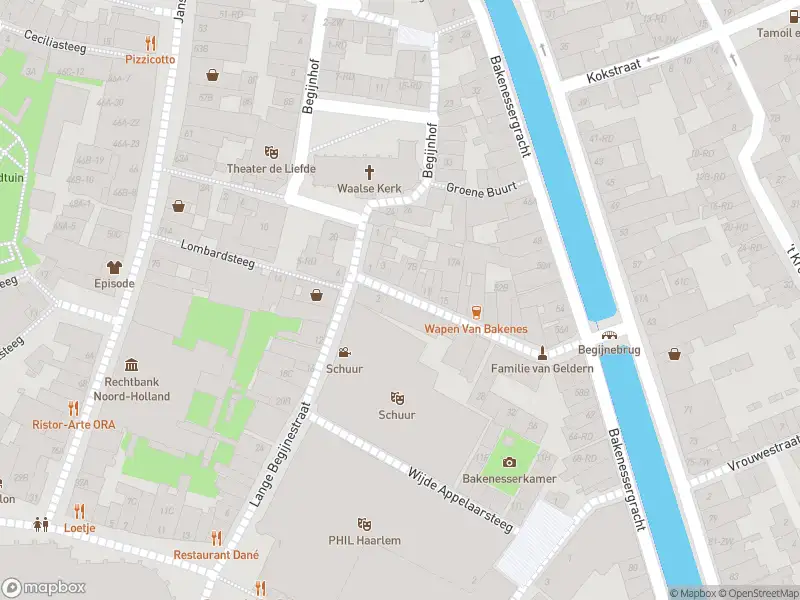 Ambulance met gepaste spoed naar de Korte Begijnestraat in Haarlem