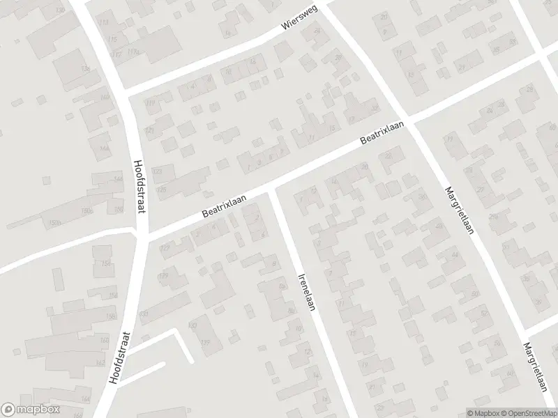 Ambulance met grote spoed naar de Irenelaan in Posterholt