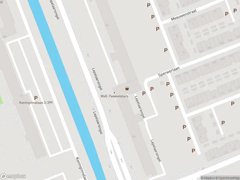 Ambulance met gepaste spoed naar de Lepelaarsingel in Vlaardingen