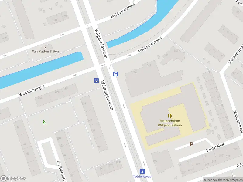 Ambulance met gepaste spoed naar de Wilgenplaslaan in Rotterdam