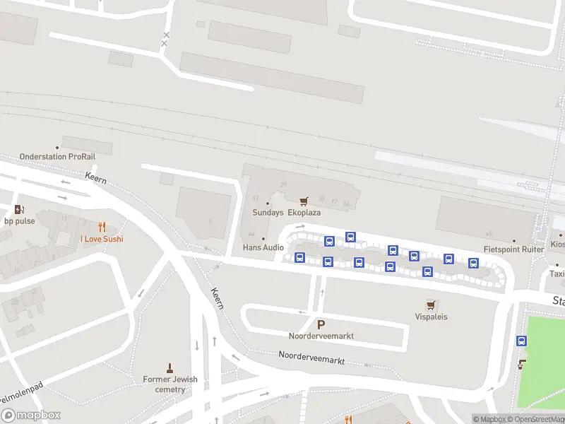 Ambulance met gepaste spoed naar de Stationsweg in Hoorn