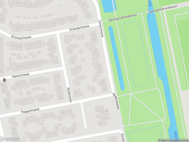 Brandweer met gepaste spoed naar de Zandershoeve in Helmond vanwege een buitenbrand