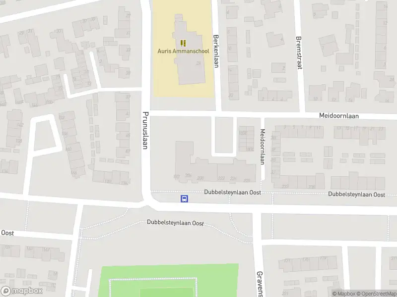 Ambulance met gepaste spoed naar de Dubbelsteynlaan Oost in Dordrecht