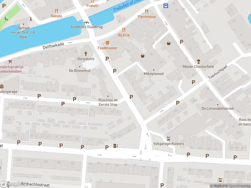 Ambulance met gepaste spoed naar de Damhouderstraat in Leidschendam