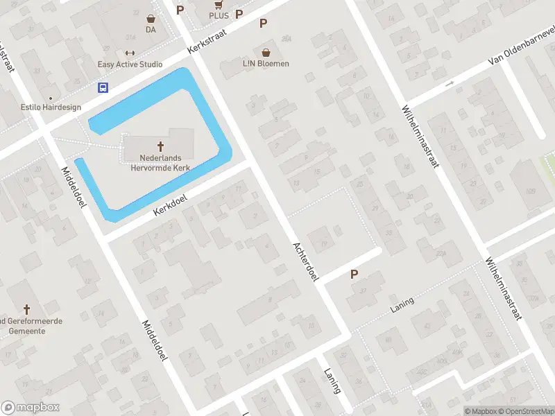 Ambulance met grote spoed naar de Achterdoel in Nieuw-Beijerland