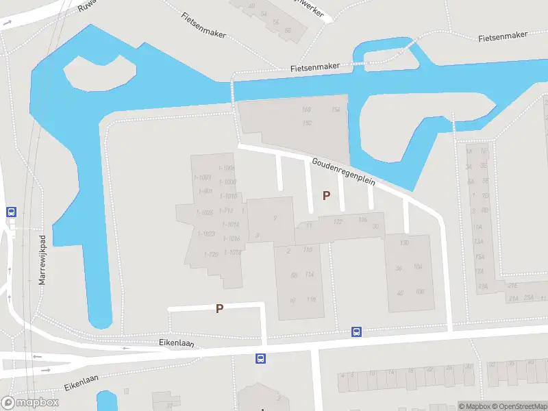 Ambulance met gepaste spoed naar de Goudenregenplein in Spijkenisse