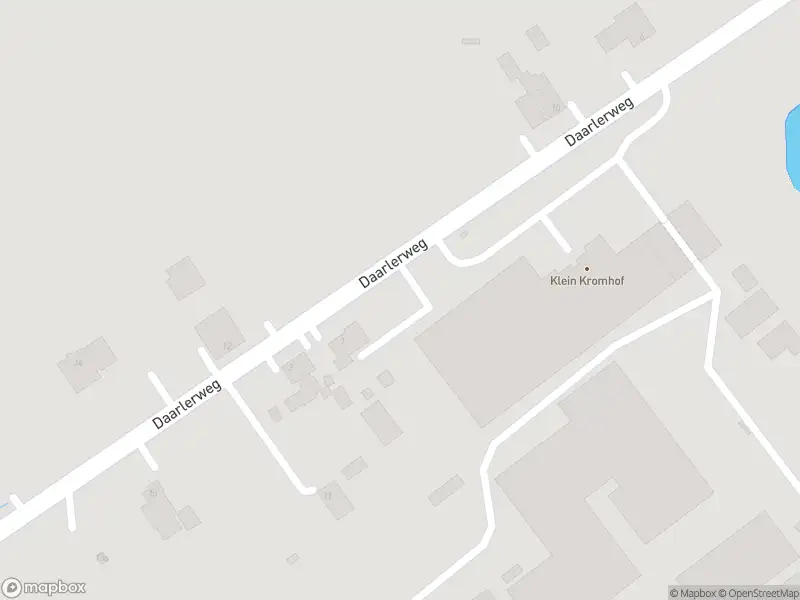 Brandweer met gepaste spoed naar de Daarlerweg in Daarlerveen