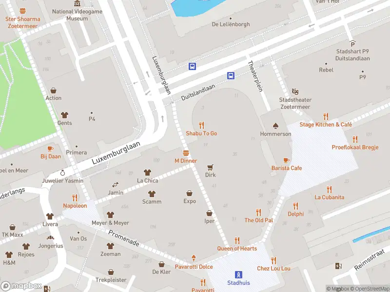 Ambulance met gepaste spoed naar de Theaterplein in Zoetermeer