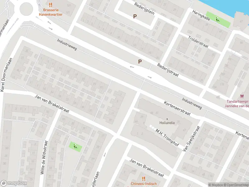 Ambulance met gepaste spoed naar de Kortenaerstraat in Katwijk