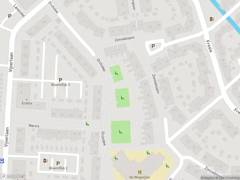 Ambulance met grote spoed naar de Zonnebloem in Krimpen aan den IJssel