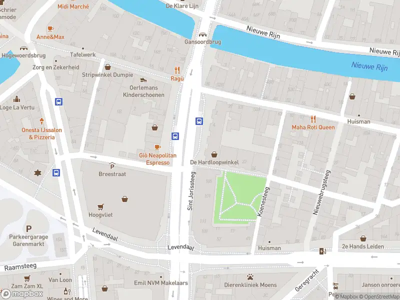 Ambulance met gepaste spoed naar de Sint Jorissteeg in Leiden