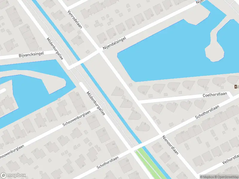 Ambulance met gepaste spoed naar de Nienoordlaan in Spijkenisse