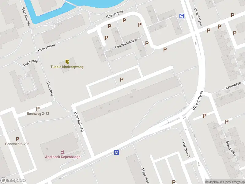 Ambulance met grote spoed naar de Brusselweg in Vlaardingen