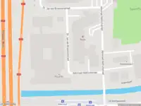 Ambulance met grote spoed naar de Dr. Jan van Breemenstraat in Amsterdam