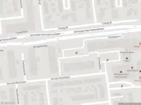 Ambulance met gepaste spoed naar de Evertsenplein in Hellevoetsluis