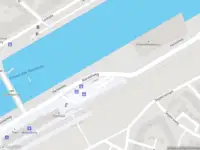 Brandweer met gepaste spoed naar de Kanaalweg in Middelburg vanwege een liftopsluiting