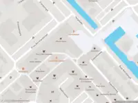 Ambulance met gepaste spoed naar de Raadhuisplein in Krimpen aan den IJssel