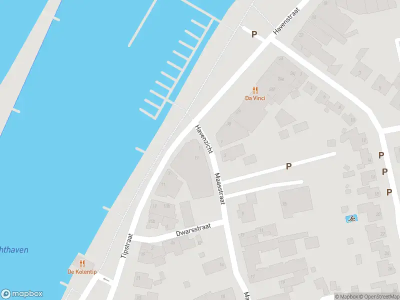 Ambulance met grote spoed naar de Havenzicht in Maasbracht