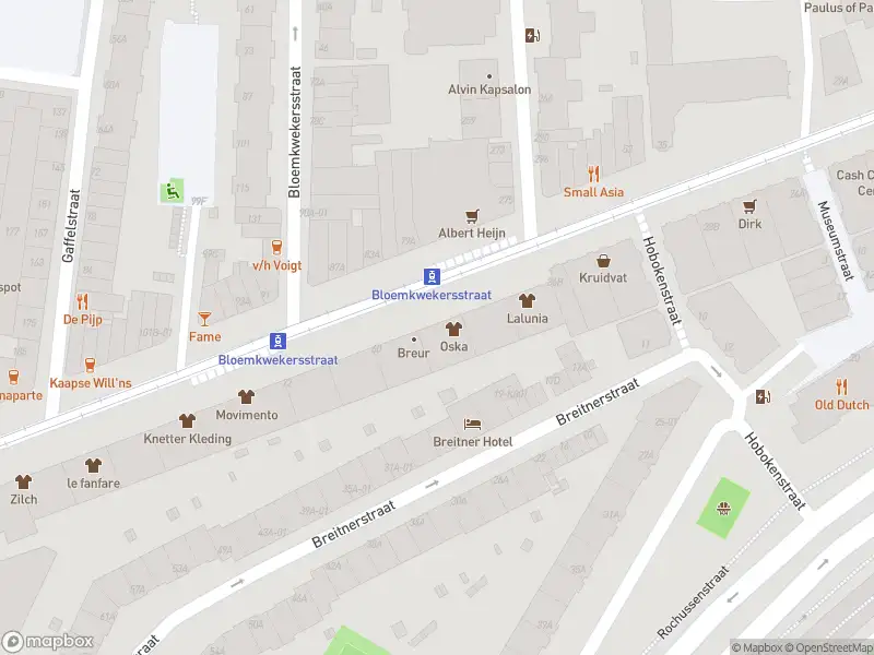 Ambulance met grote spoed naar de Nieuwe Binnenweg in Rotterdam