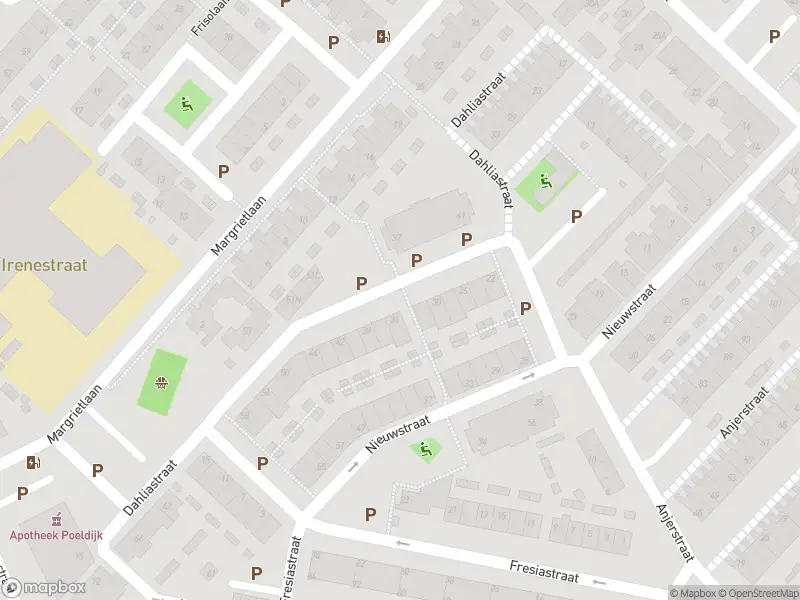 Ambulance met grote spoed naar de Jan Olierookstraat in Poeldijk