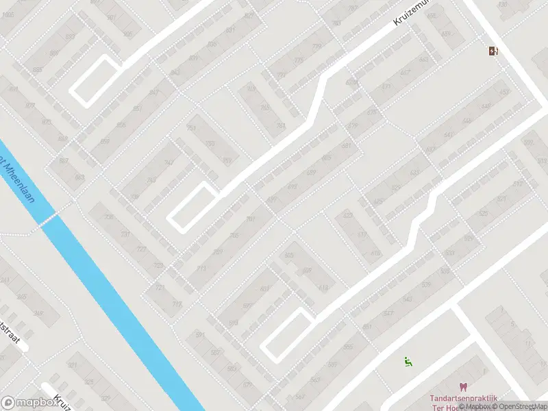 Brandweer met gepaste spoed naar de Kalmoesstraat in Apeldoorn vanwege een liftopsluiting