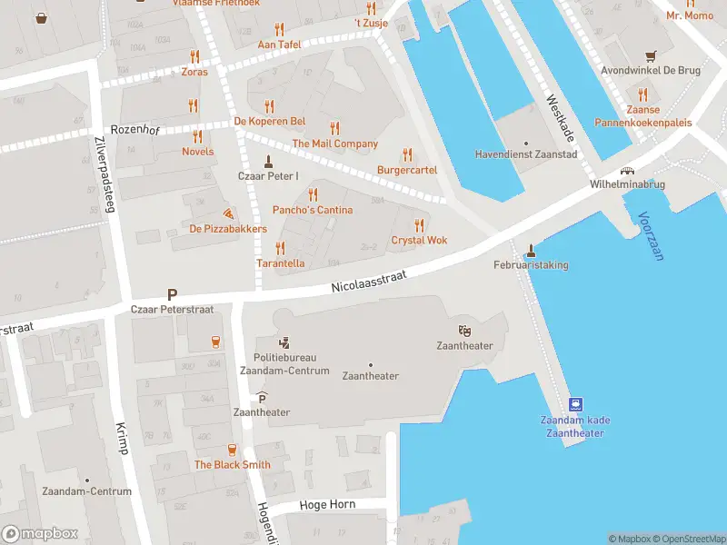 Ambulance met gepaste spoed naar de Nicolaasstraat in Zaandam