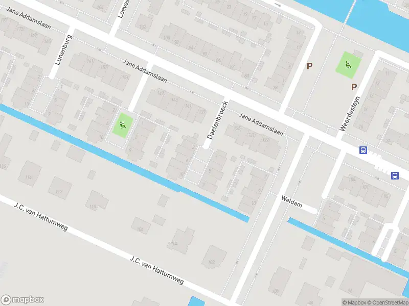 Ambulance met grote spoed naar de Daelenbroeck in Amstelveen