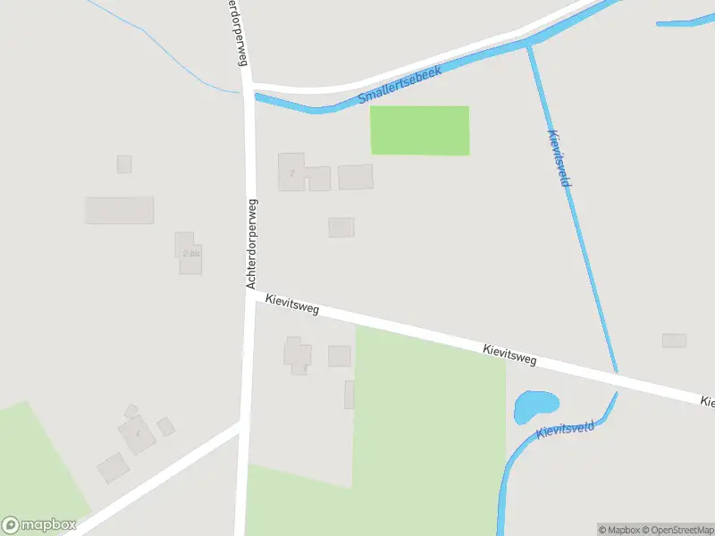 Brandweer met gepaste spoed naar de Achterdorperweg in Emst