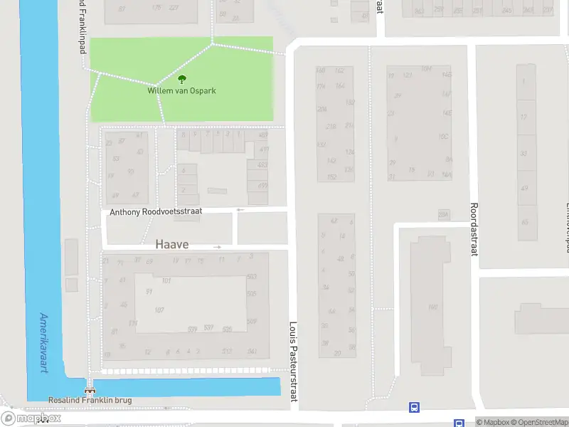 Ambulance met gepaste spoed naar de Boerhaavelaan in Haarlem