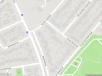 Brandweer met gepaste spoed naar de Vondellaan in Arnhem