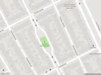 Brandweer met grote spoed naar de Nieuwendamlaan in 's-Gravenhage vanwege afgaan automatisch brandalarm