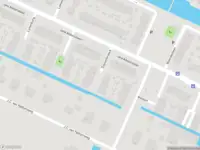 Ambulance met grote spoed naar de Daelenbroeck in Amstelveen