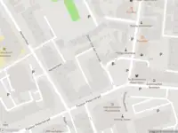 Politie naar de Dr. Joop den Uylstraat in Eindhoven vanwege steekincident