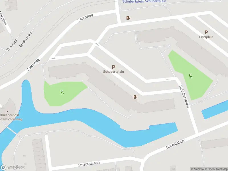 Ambulance met gepaste spoed naar de Schubertplein in Schiedam