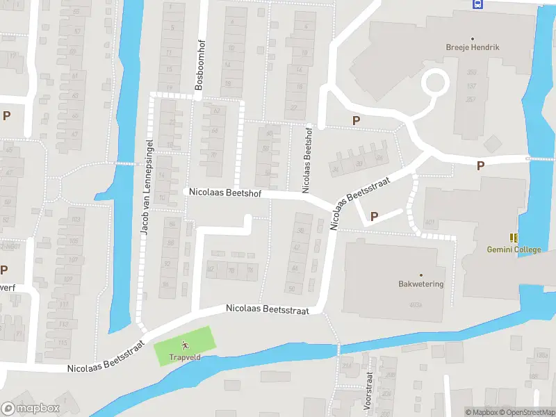 Ambulance met grote spoed naar de Molenwerf in Lekkerkerk