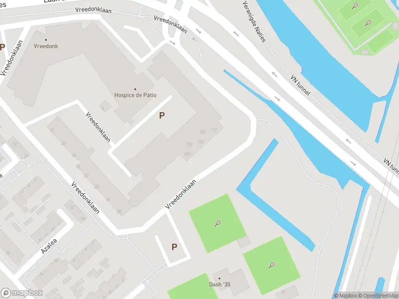 Ambulance met grote spoed naar de Vreedonklaan in Dordrecht