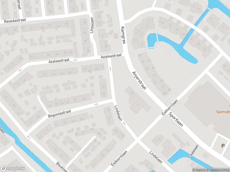 Ambulance met gepaste spoed naar de Lindelaan in Alblasserdam