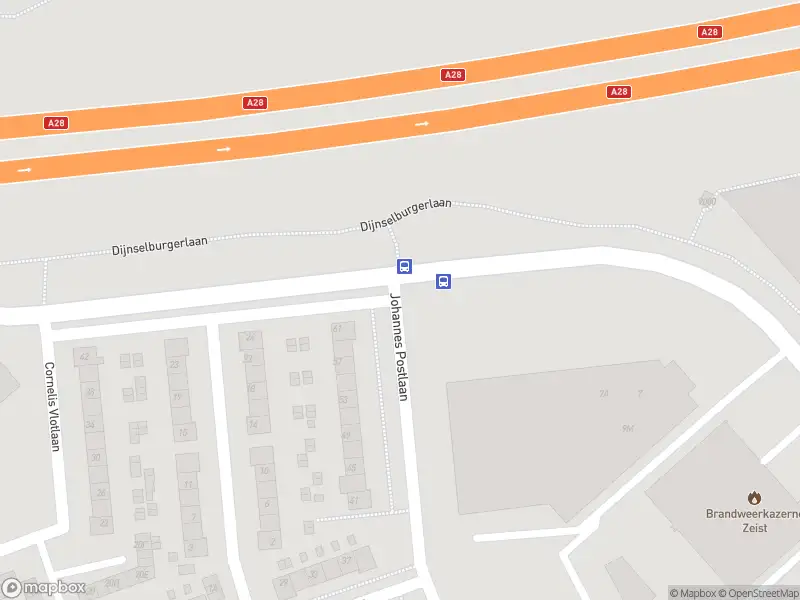 Brandweer met gepaste spoed naar de Dijnselweg in Zeist vanwege wateroverlast