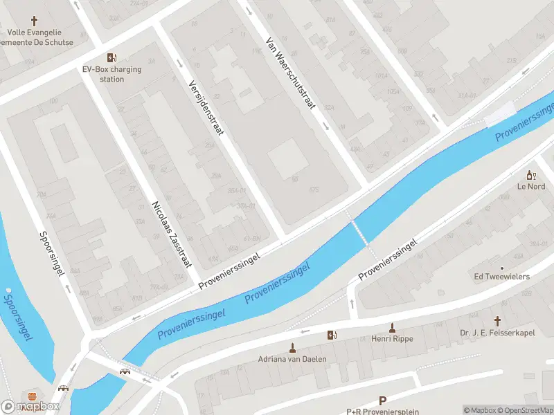 Ambulance met grote spoed naar de Provenierssingel in Rotterdam