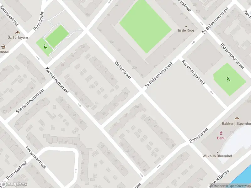 Ambulance met gepaste spoed naar de 2e Balsemienstraat in Rotterdam