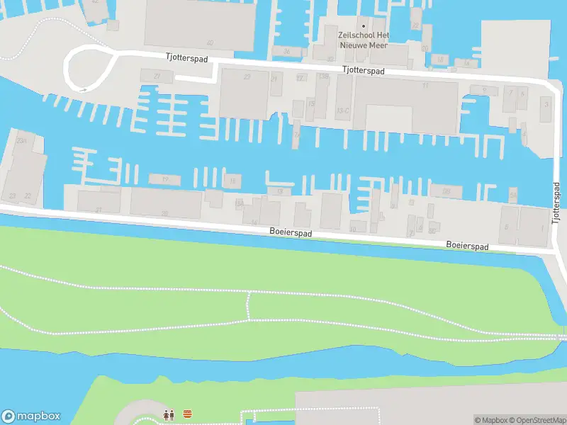 Ambulance met gepaste spoed naar de Boeierspad in Amsterdam