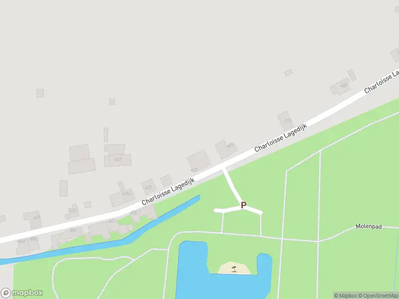 Ambulance met grote spoed naar de Charloisse Lagedijk in Rotterdam