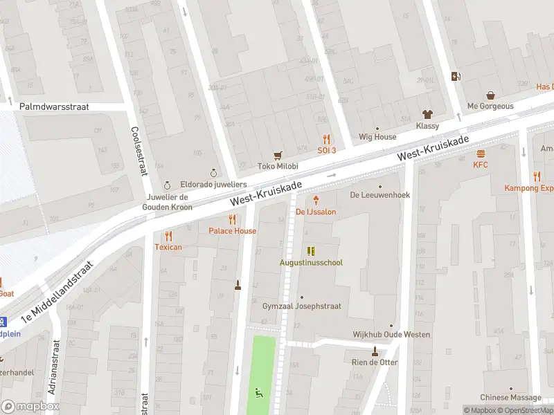 Ambulance met grote spoed naar de West-Kruiskade in Rotterdam