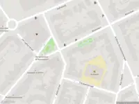 Ambulance met gepaste spoed naar de Rozenlaan in Vlaardingen